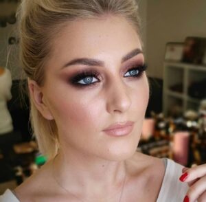 MAKE UP by Dijana Mlinar