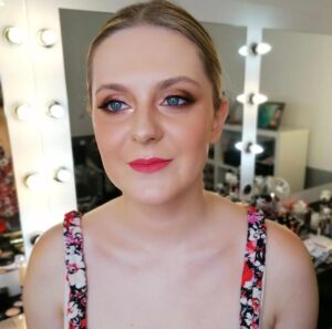 MAKE UP by Dijana Mlinar