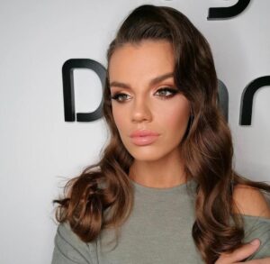 MAKE UP by Dijana Mlinar