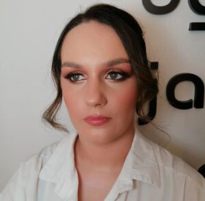 MAKE UP by Dijana Mlinar